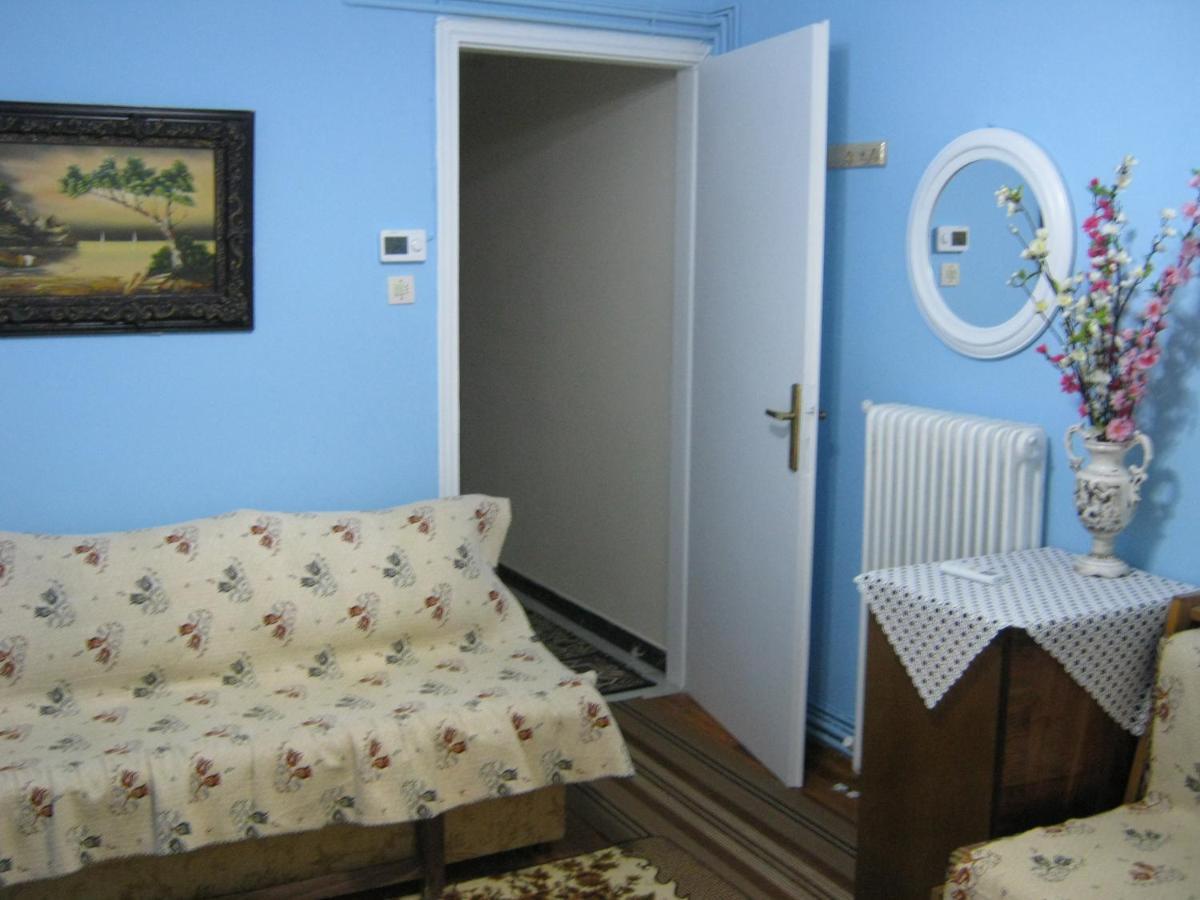 Apartamento Sharks Thessaloniki Big Balcony House Exterior foto
